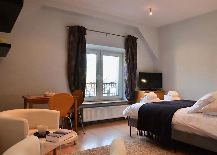 Tresor Barska Apartments 2.0